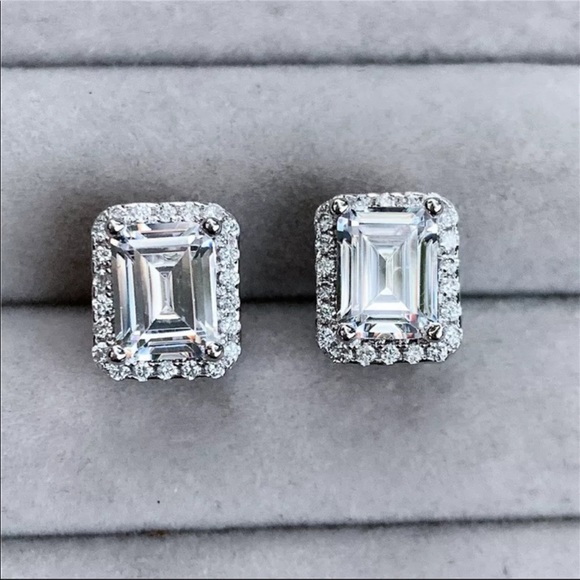 New 925 Silver Square Cut Princess Stud Earrings - Picture 3 of 3